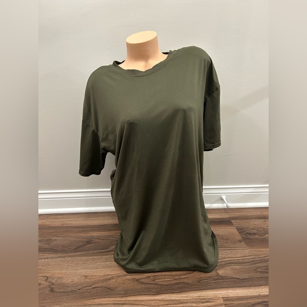 Fashion Nova Olive Green Relaxed Short Sleeve Tee